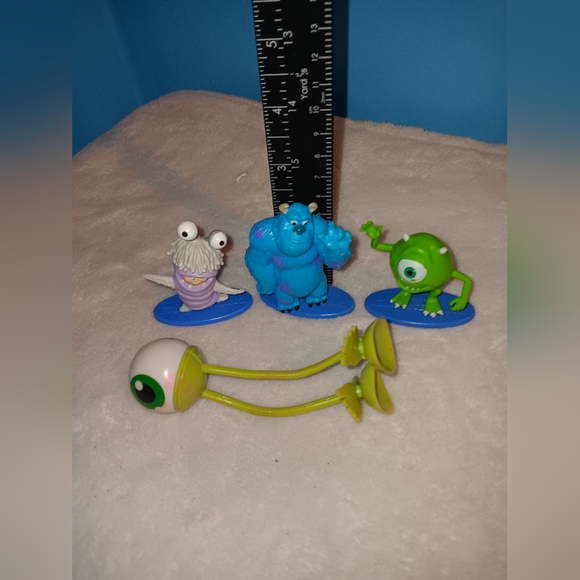 Disney Pixar 2019 Mattel Monsters Inc Mini Figures Lot of 4 Pre-owned - Picture 5 of 6